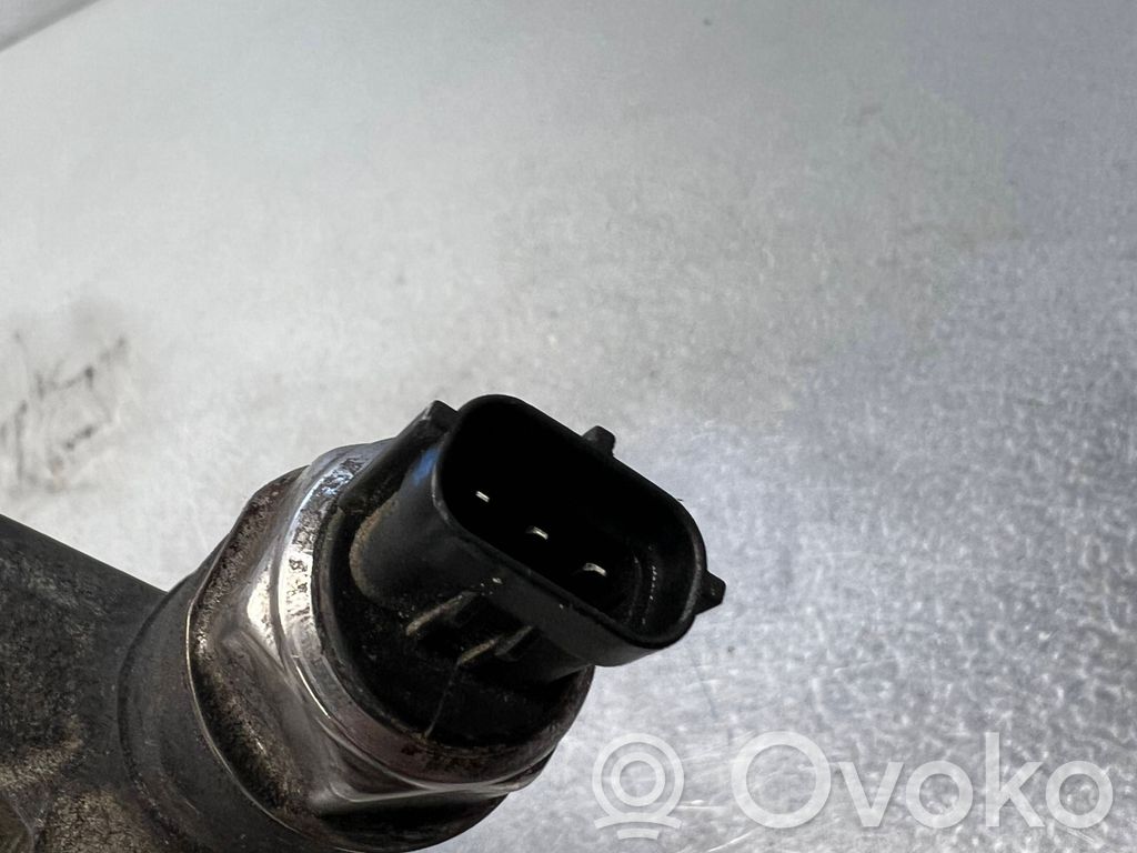 Opel Astra J Polttoainepääputki 