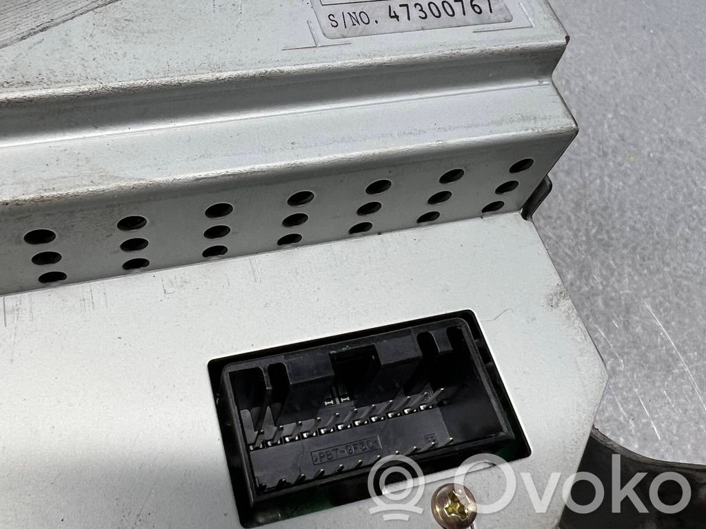 Jaguar S-Type Radio/CD/DVD/GPS head unit 