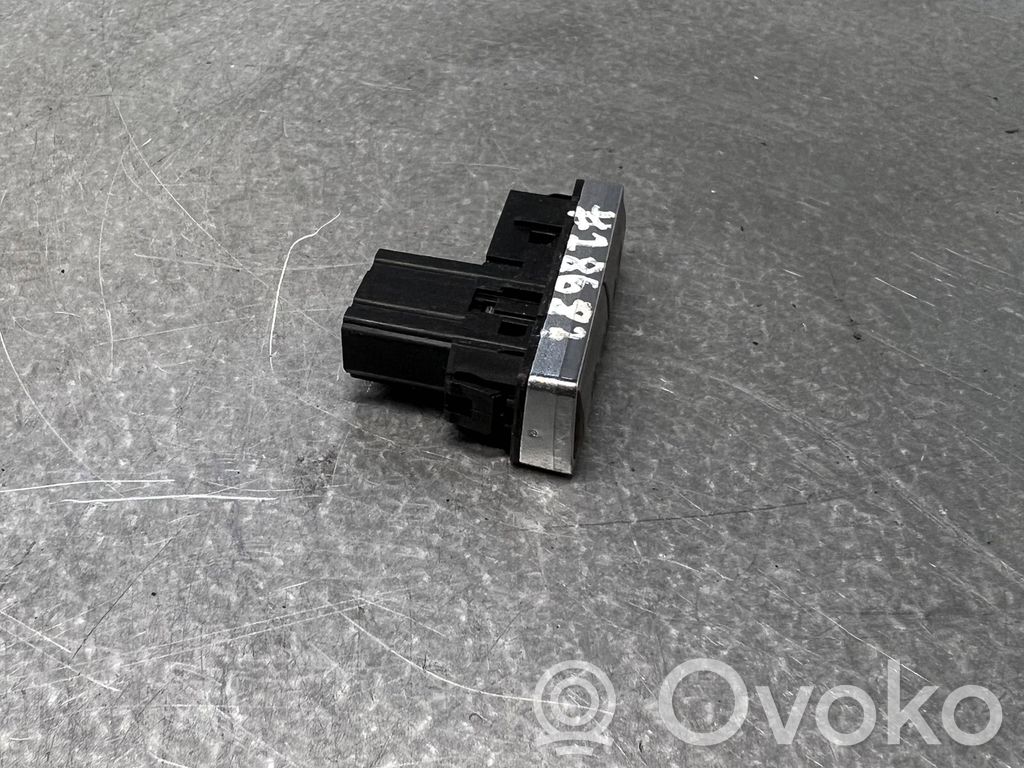 Ford Mondeo Mk III Windscreen/window heater switch 