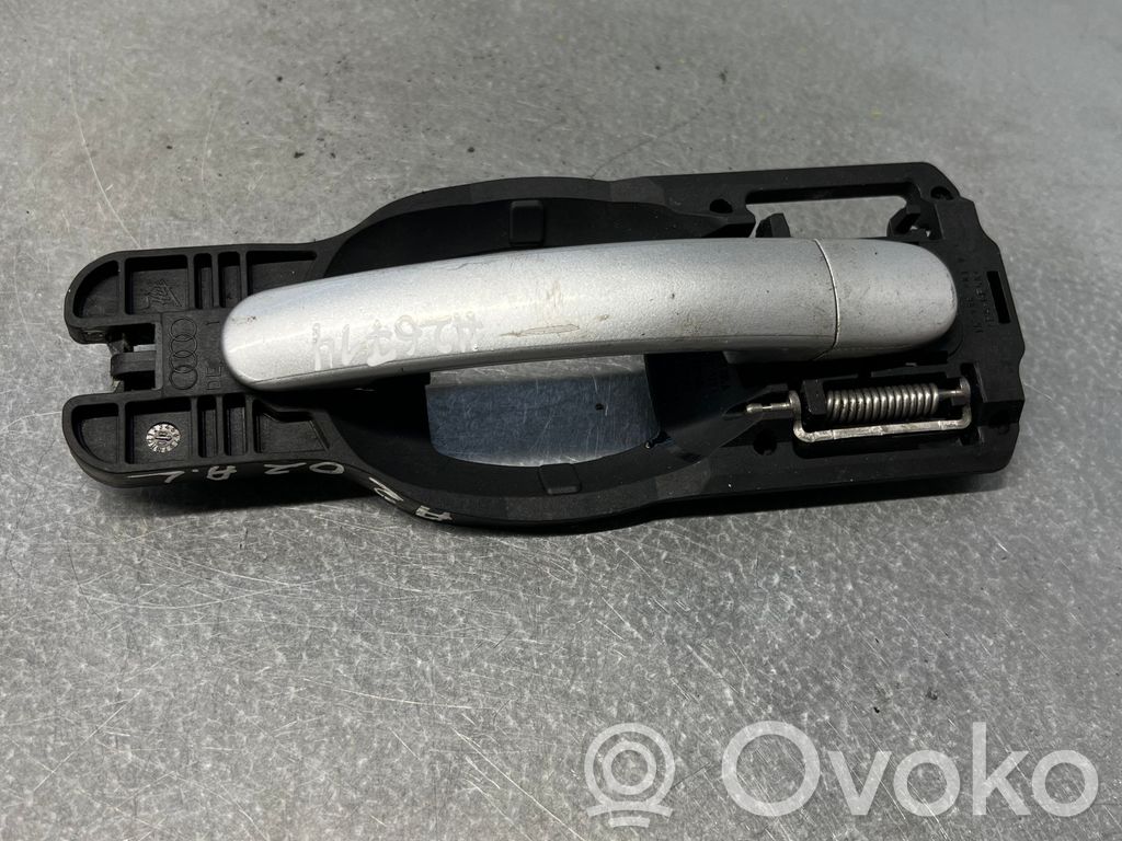 Audi A2 Ārējais atvēršanas rokturis 