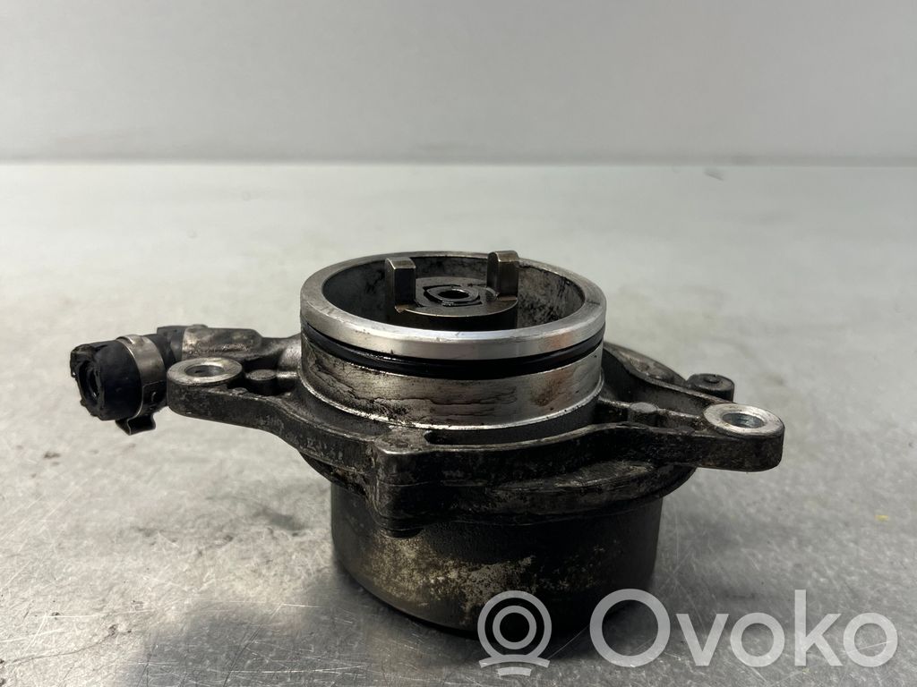 BMW X5 E53 Vacuum pump 