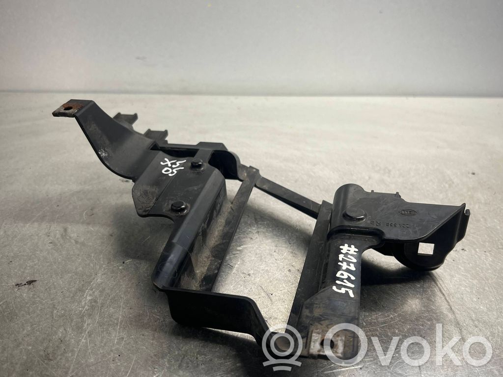 BMW X5 E53 Headlight/headlamp mounting bracket 
