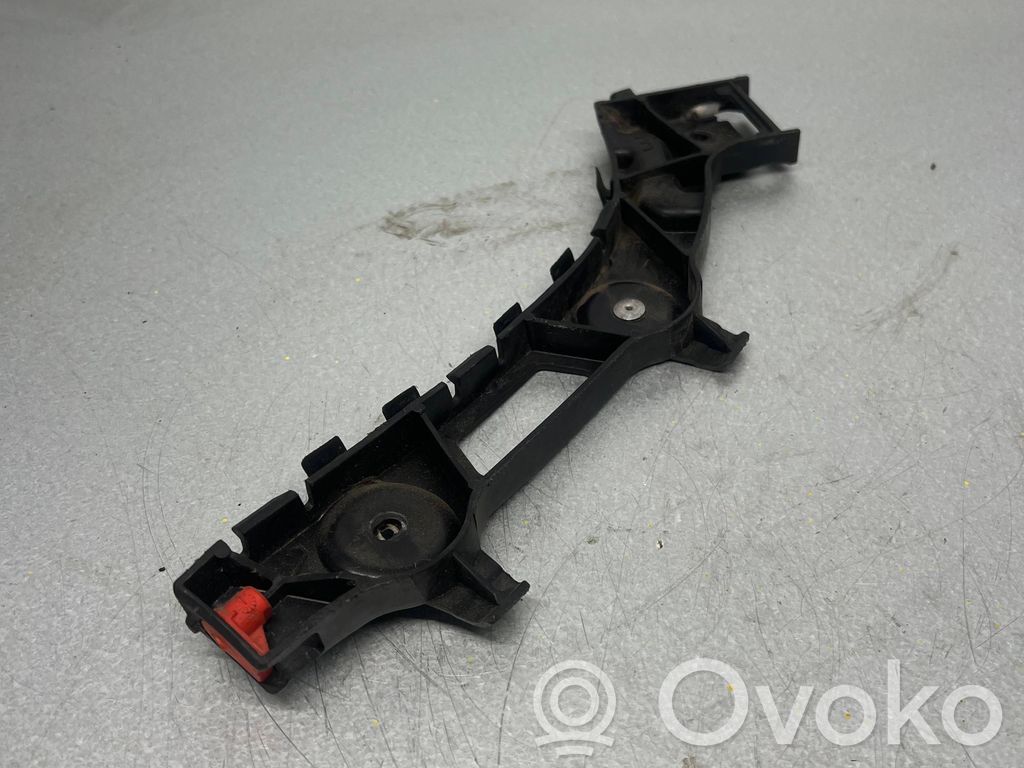 Opel Zafira B Soporte de montaje del parachoques trasero 