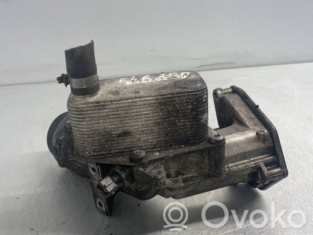 BMW 3 E46 Oil filter mounting bracket 