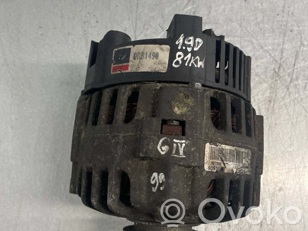 Volkswagen Golf IV Alternador 