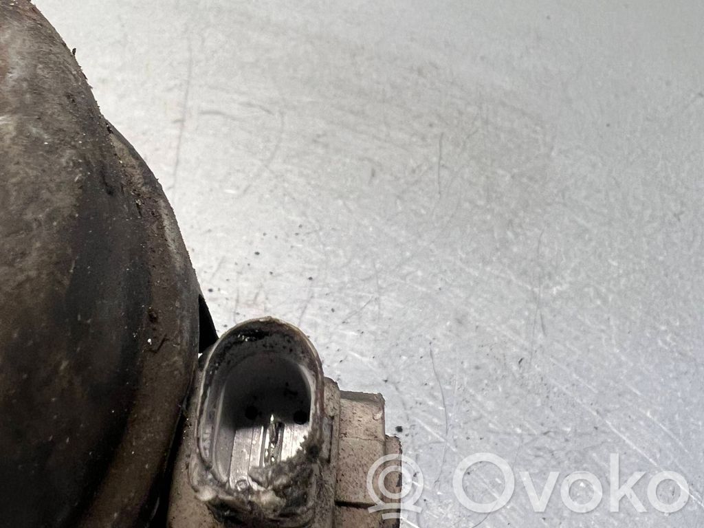 Audi A6 S6 C6 4F Engine mount bracket 