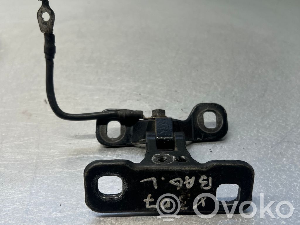 BMW X3 E83 Tailgate/trunk/boot hinge 