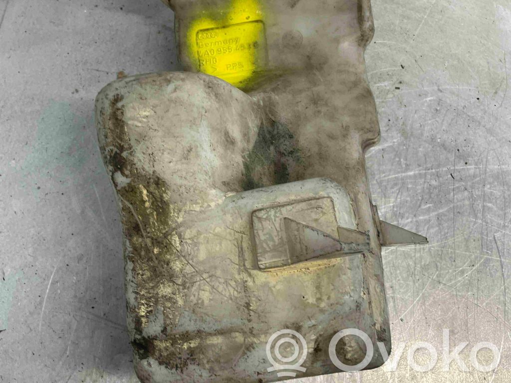 Audi A6 S6 C4 4A Zbiornik płynu do spryskiwaczy szyby przedniej / czołowej 