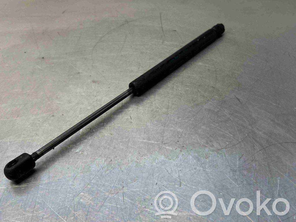 Audi TT Mk1 Tailgate/trunk strut/damper 