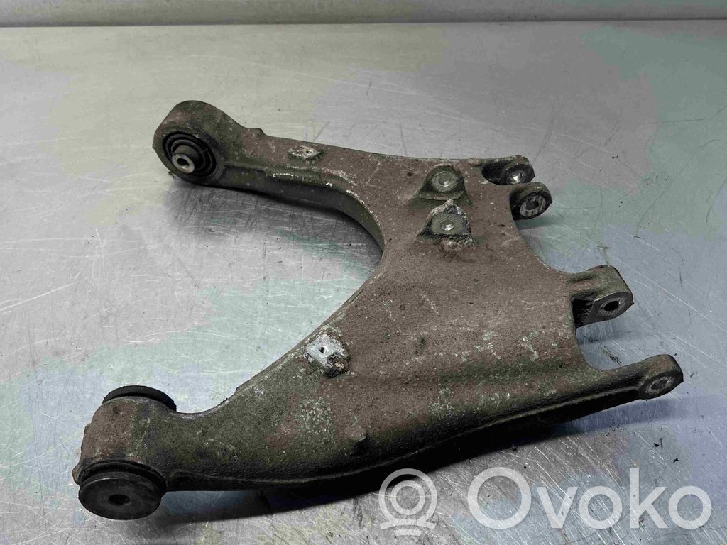 Audi A8 S8 D3 4E Svira 