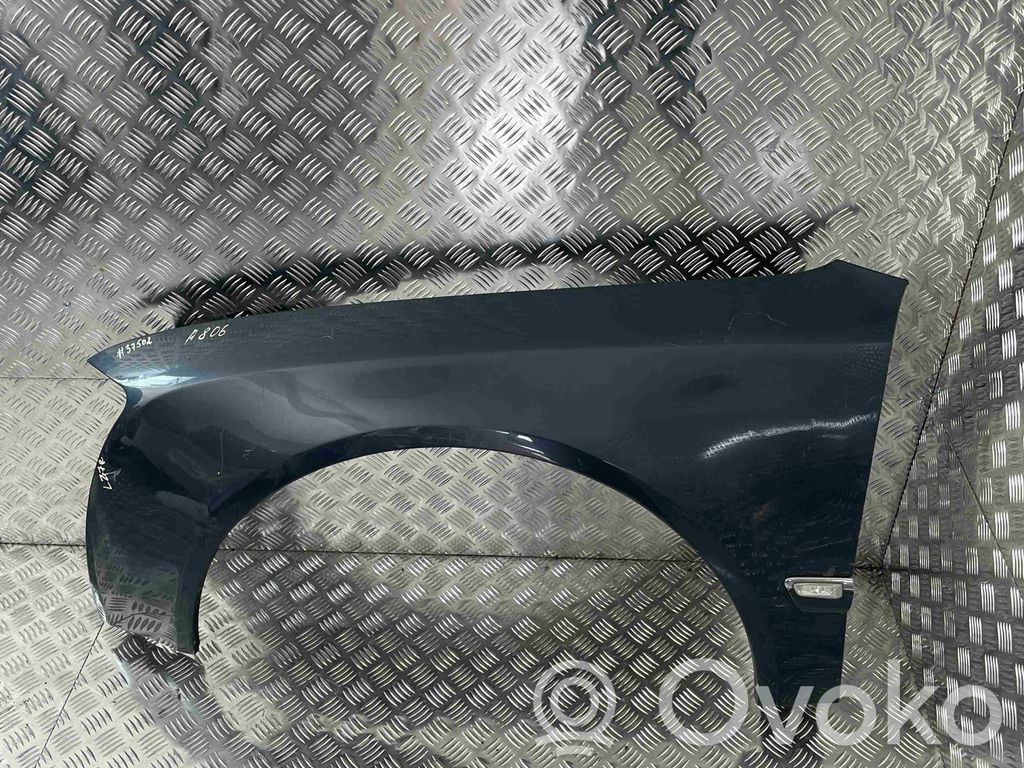 Audi A8 S8 D3 4E Sparnas 
