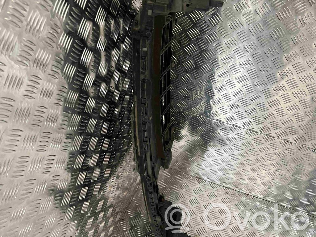 Audi A5 8T 8F Grilă radiator față 