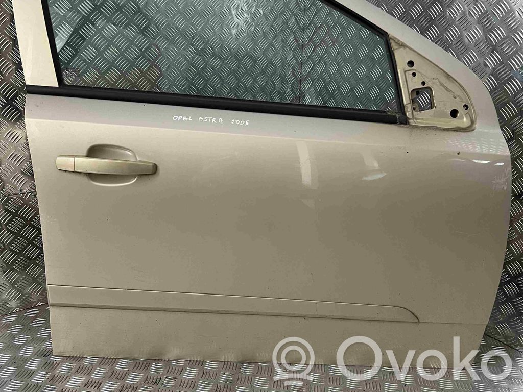 Opel Astra H Puerta delantera 