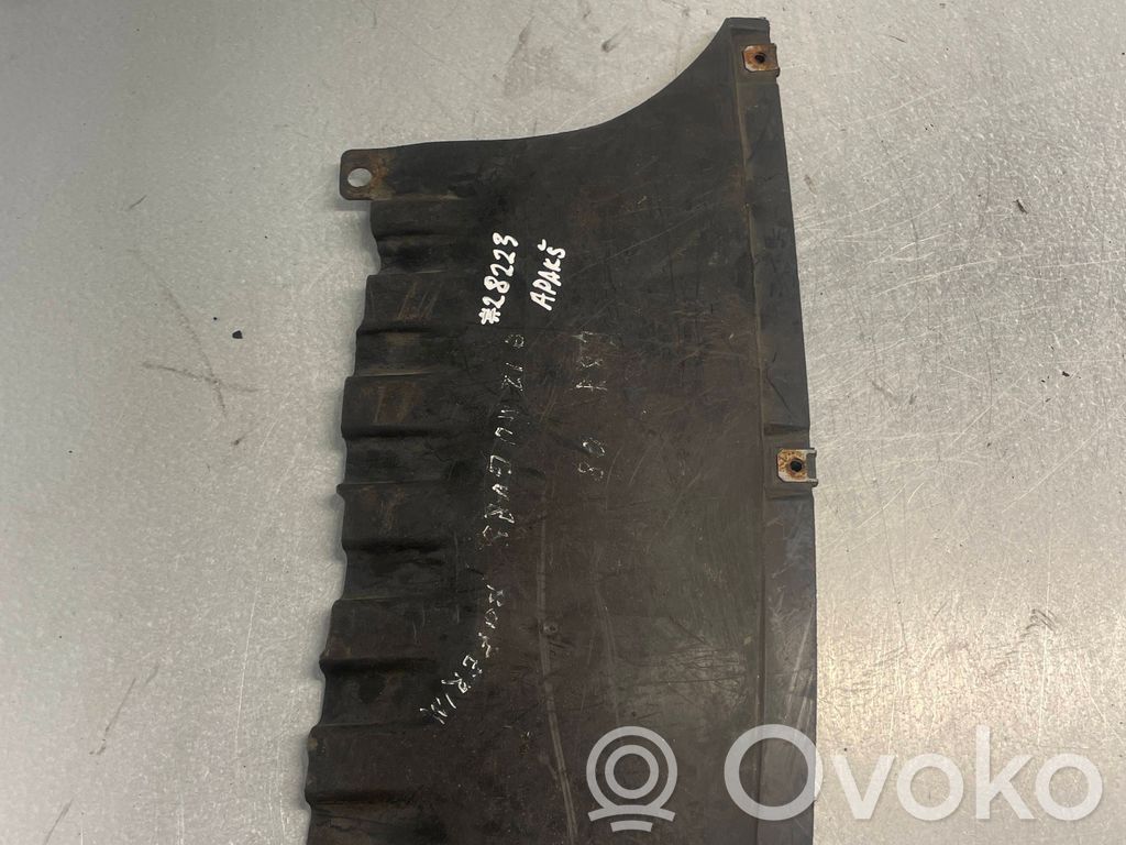 BMW 1 E81 E87 Galinio bamperio dugno apsauga 