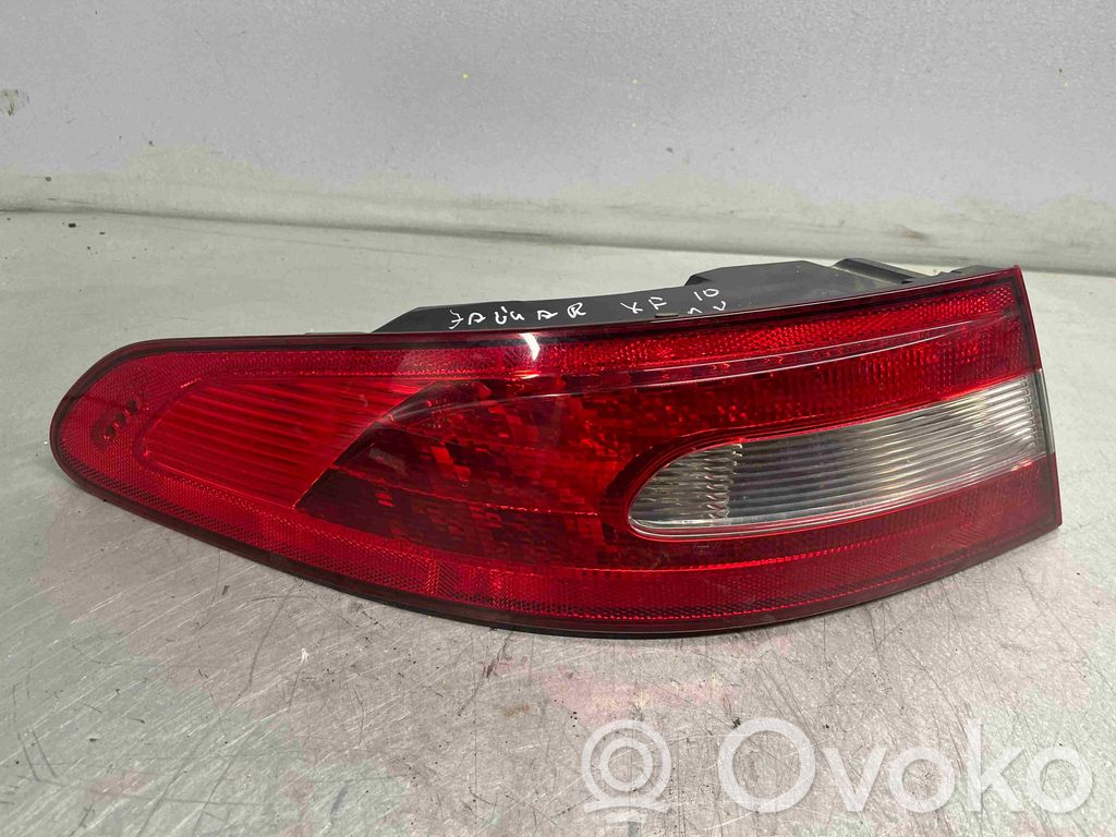 Jaguar XF Rear/tail lights 