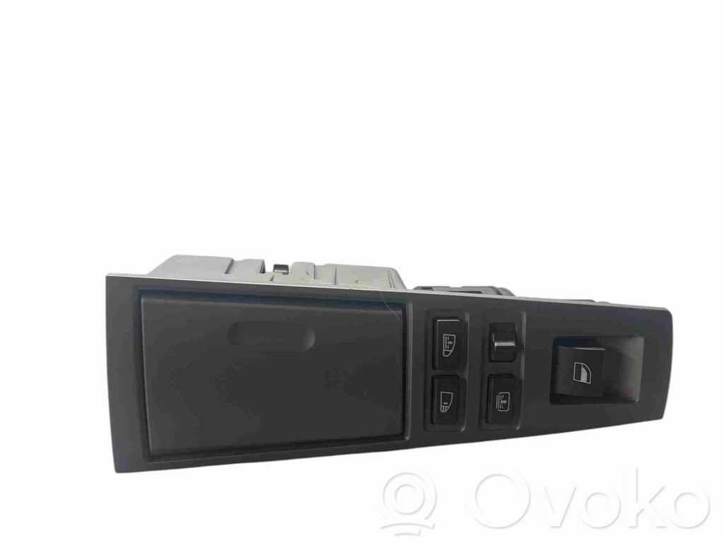 Electric window control switch   7024608,7024608