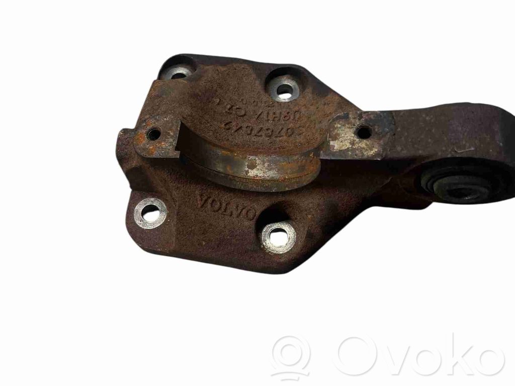 Volvo XC60 Driveshaft support bearing bracket 