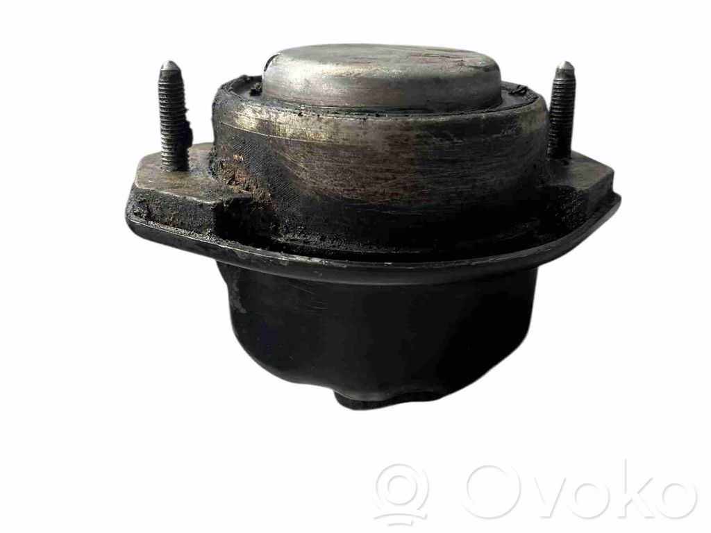 BMW 7 E65 E66 Engine mount bracket 