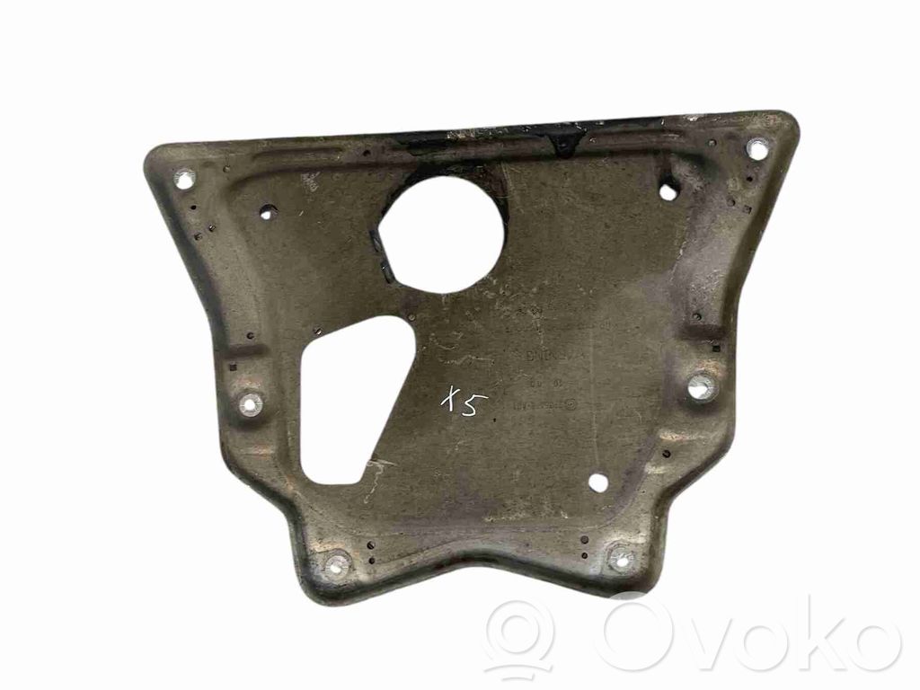 BMW X5 E70 Engine splash shield/under tray 