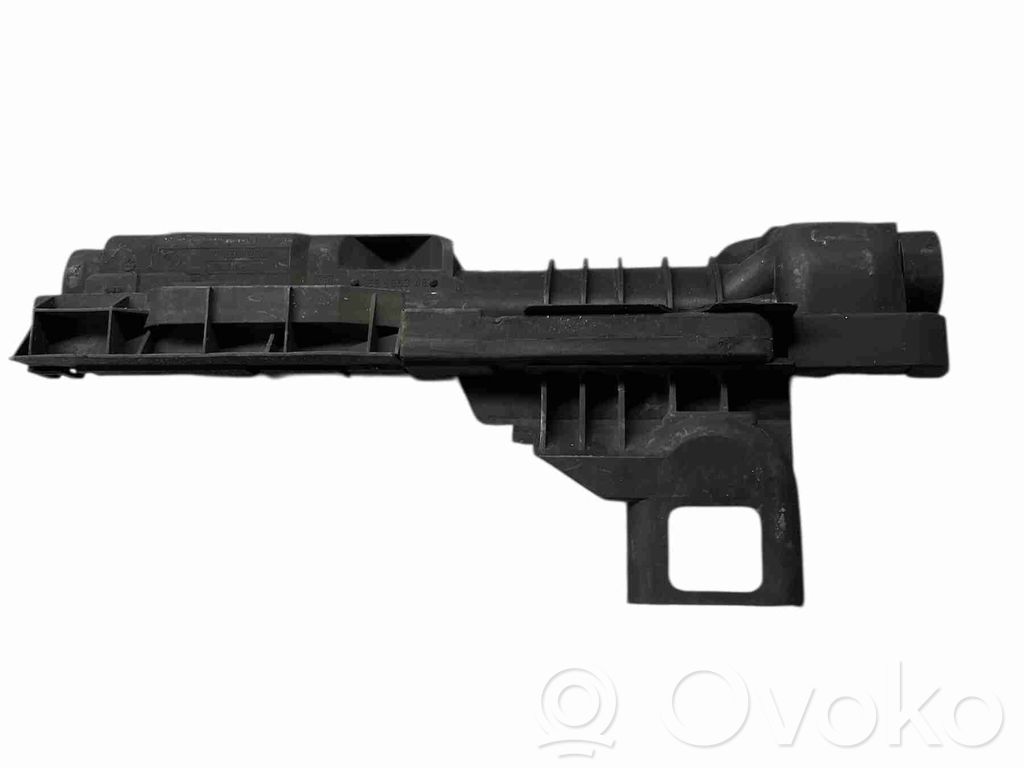 BMW X3 E83 Radiator mount bracket 