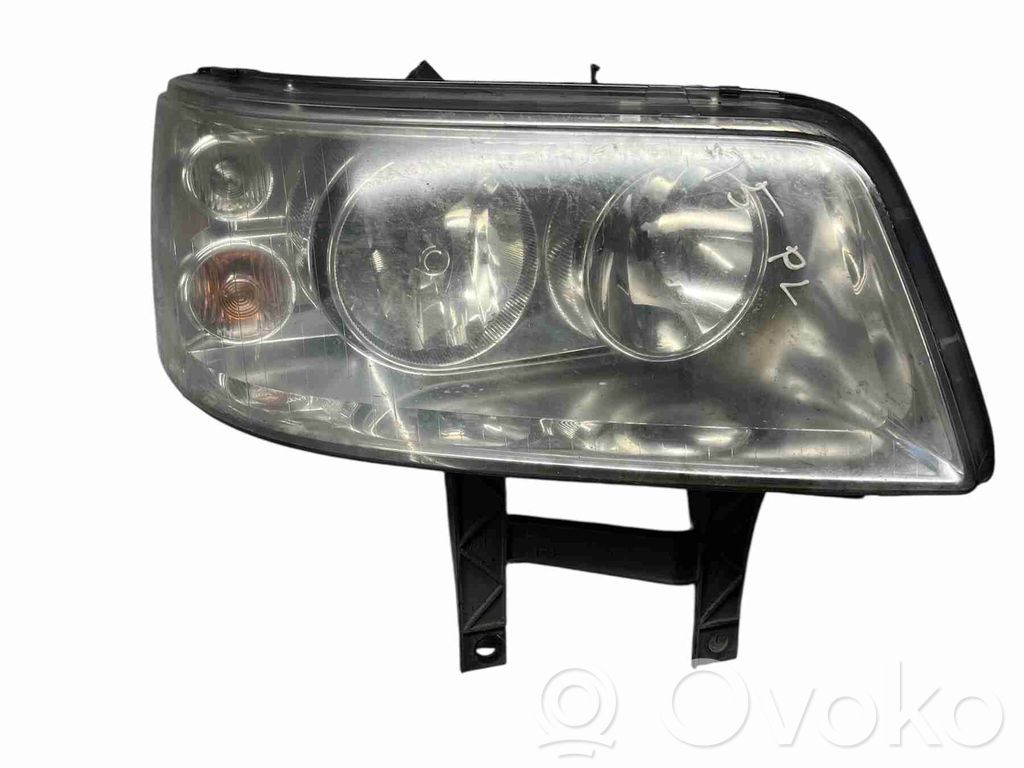Volkswagen Transporter - Caravelle T5 Lampa przednia 