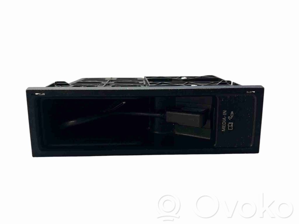 Volkswagen Tiguan Enchufe conector USB 