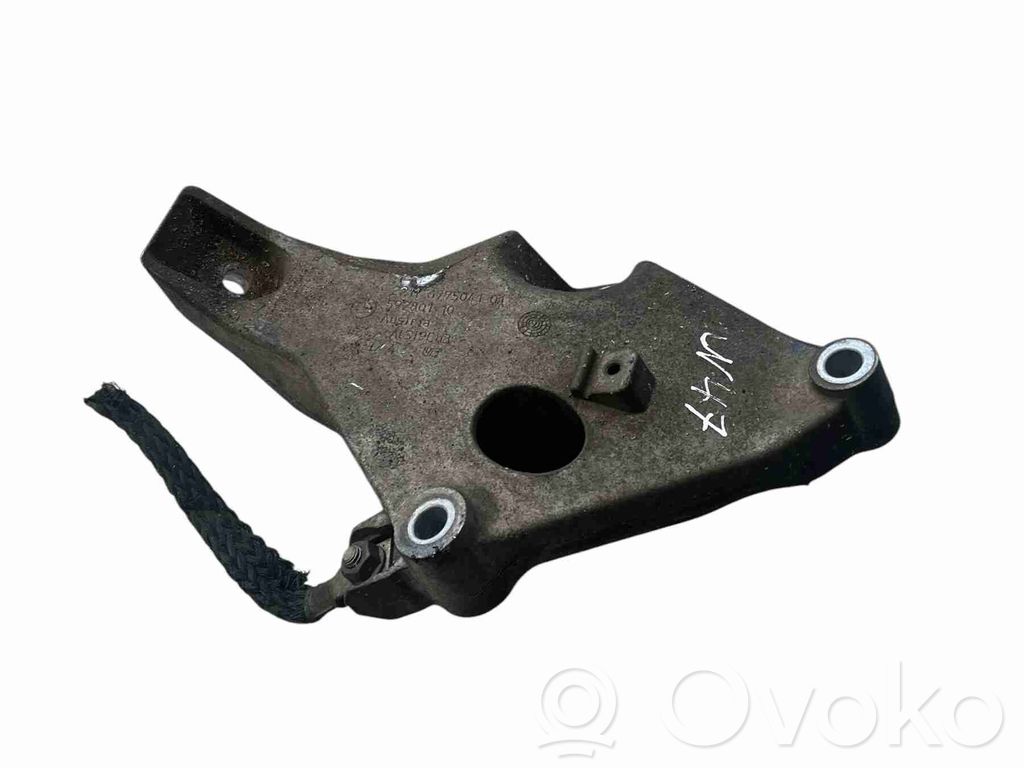 BMW 5 F10 F11 Engine mounting bracket 