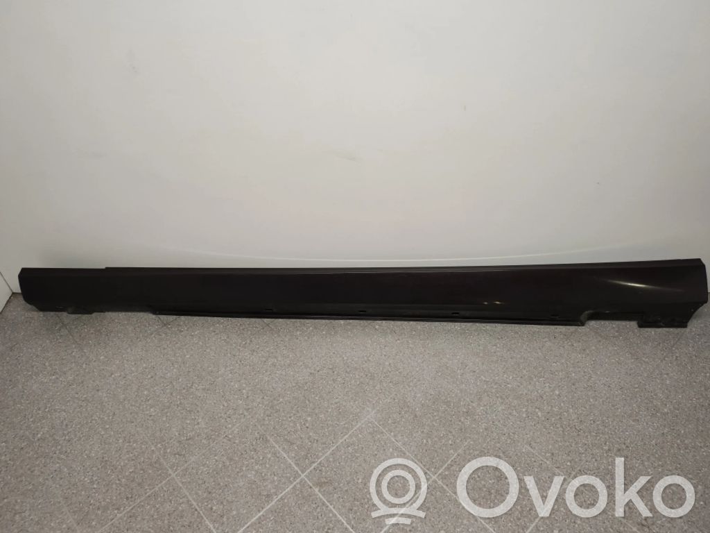 Mercedes-Benz E W212 Sill 