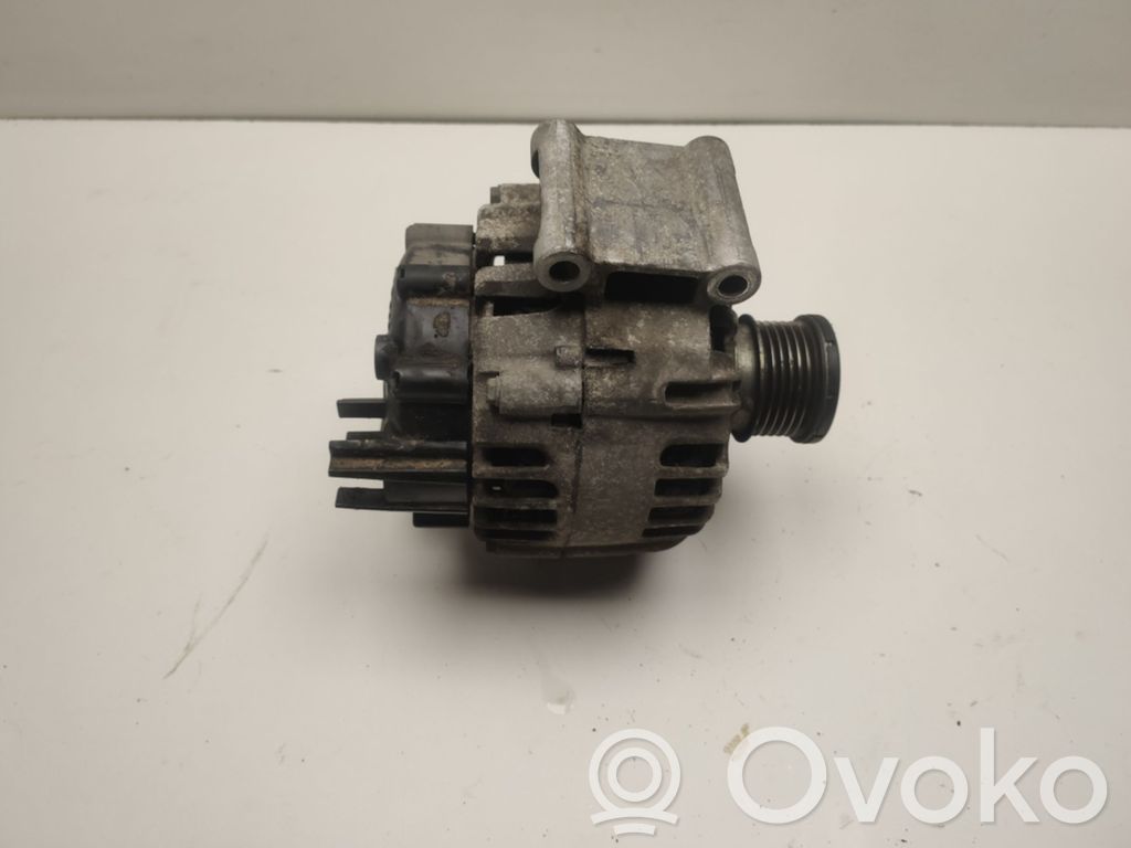 Mercedes-Benz C W204 Alternator 