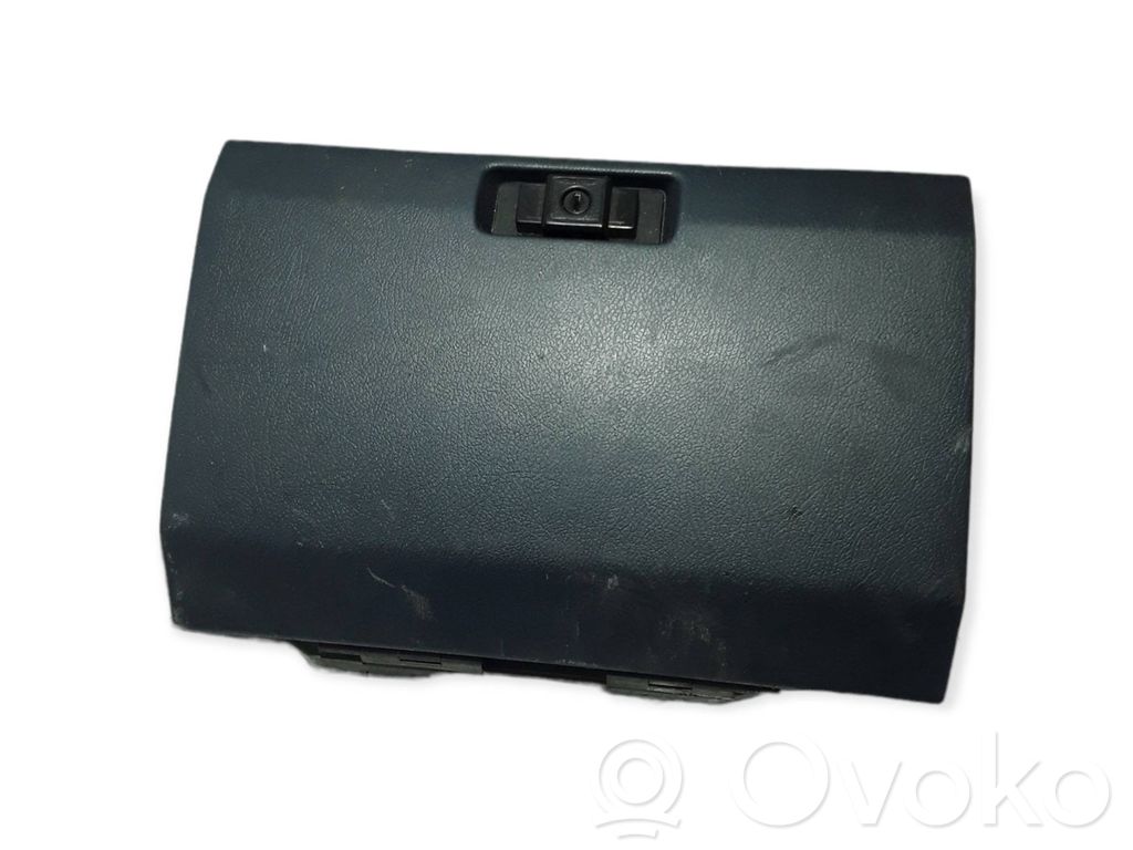 Mitsubishi Pajero Handschuhfach 