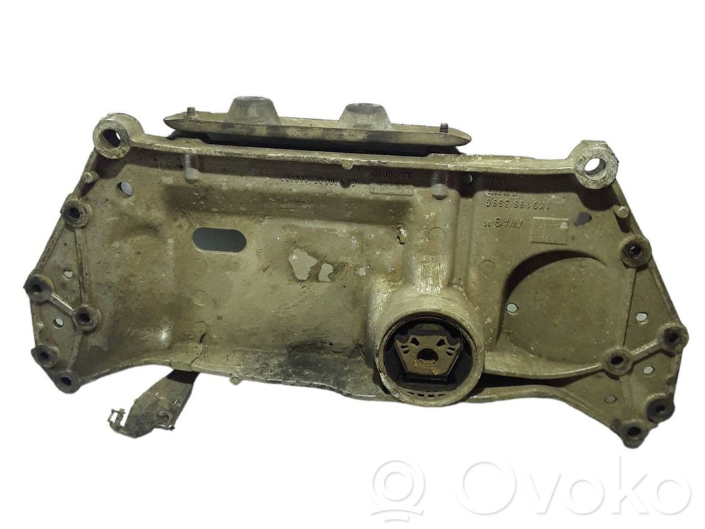 Volkswagen Touran I Front subframe 