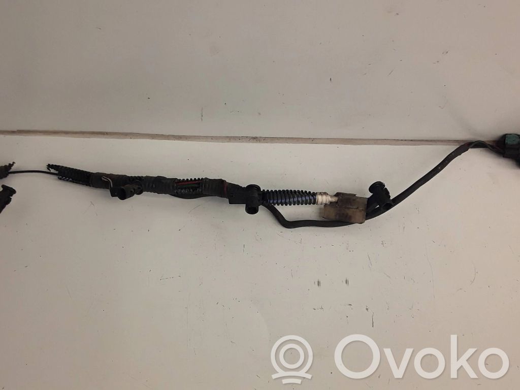 Chrysler Grand Voyager V Cables de los inyectores de combustible 