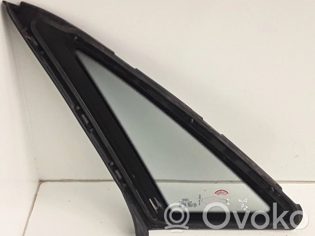 Audi A8 S8 D2 4D Rear side window 