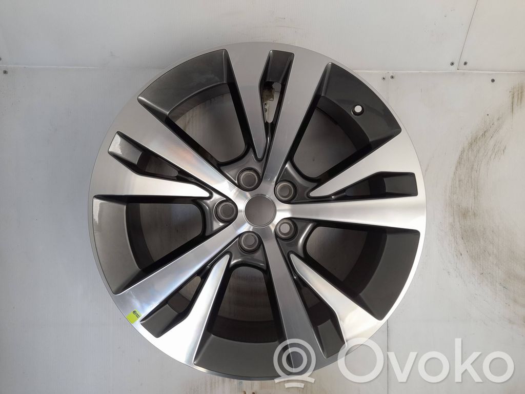Ford Explorer VI R20-alumiinivanne 