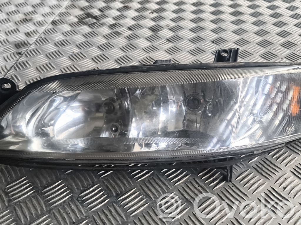 Headlight/headlamp   200107