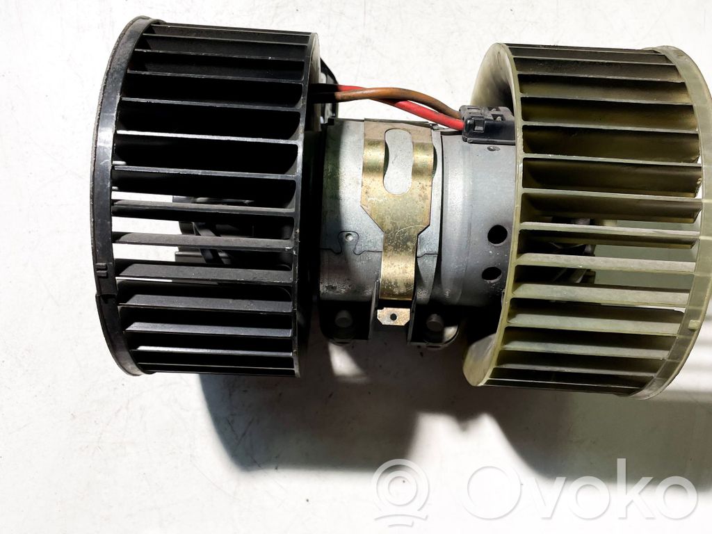BMW 3 E46 Mazā radiatora ventilators 