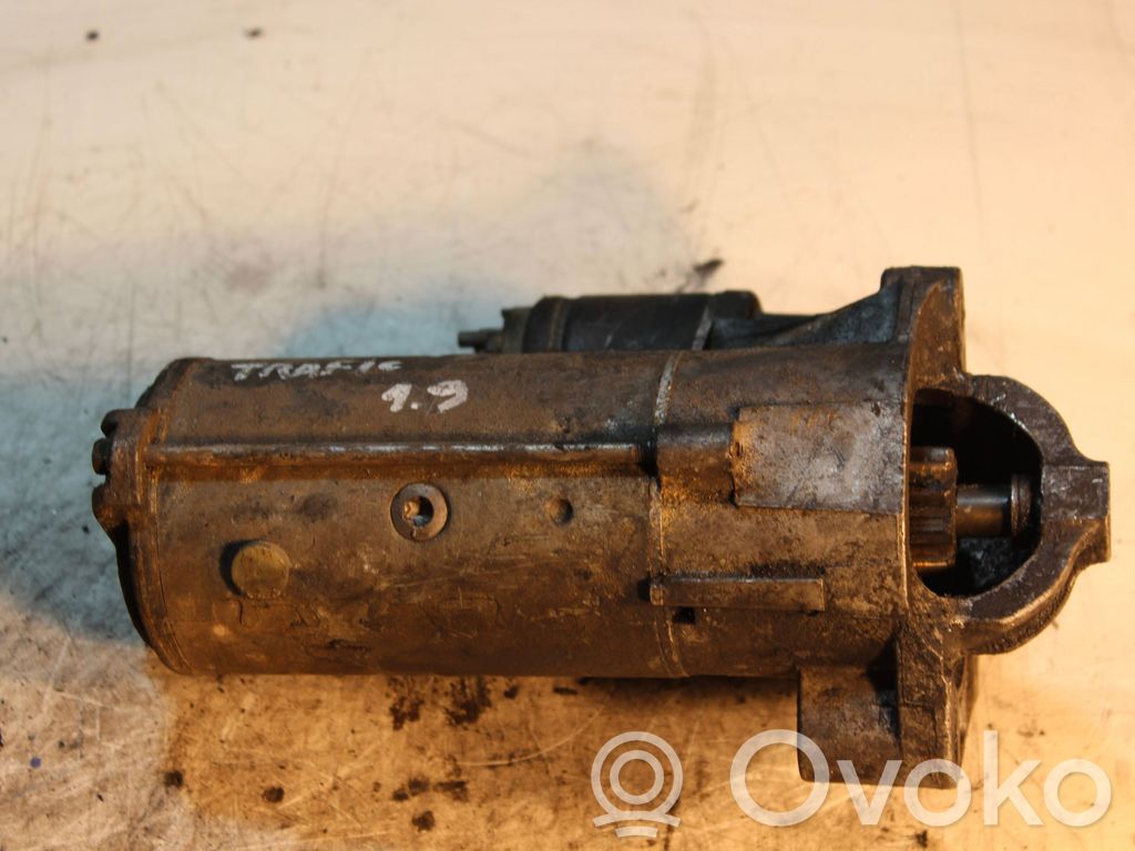 Motor de arranque   D7R19