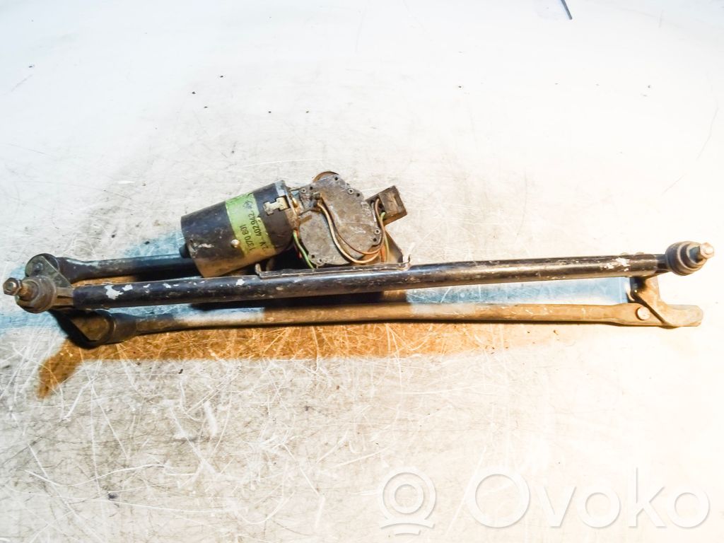 Volkswagen Golf IV Etupyyhkimen vivusto 