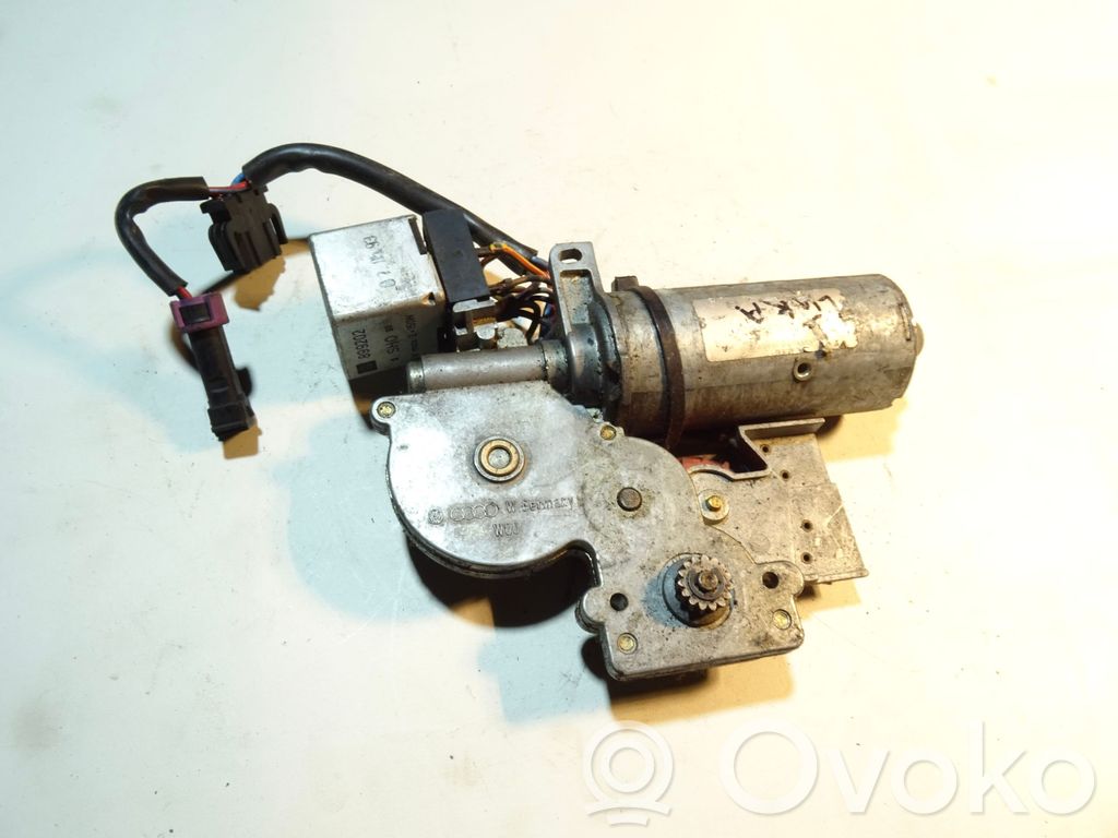 Audi 80 90 S2 B4 Takaoven ikkunan nostomoottori 