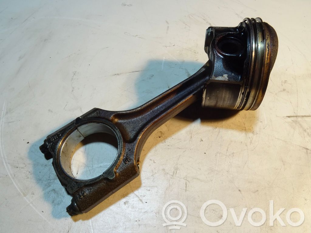 Audi A5 8T 8F Piston with connecting rod 
