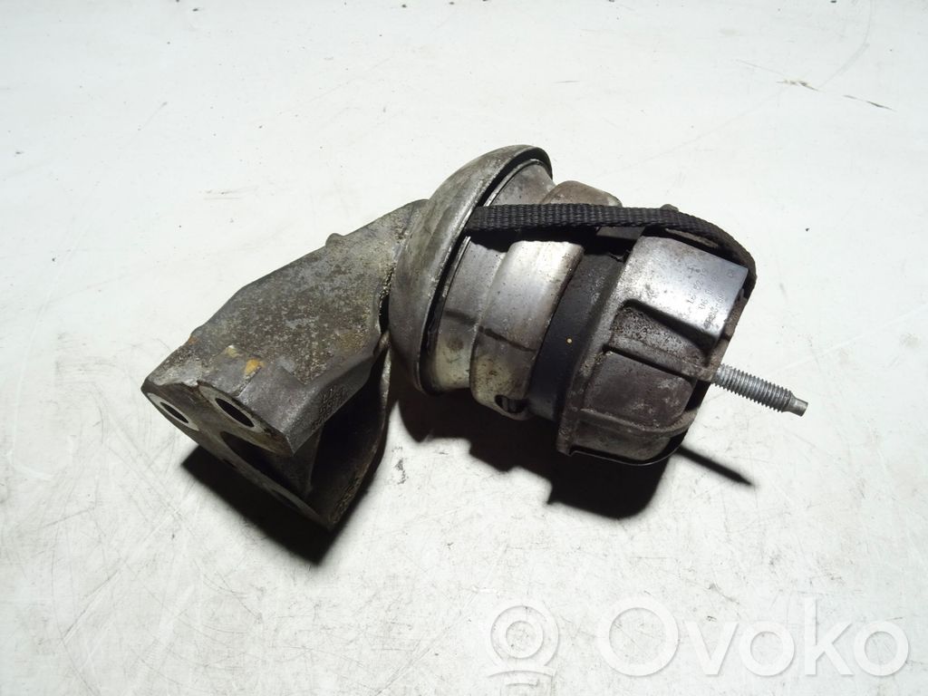 Jaguar S-Type Engine mount bracket 