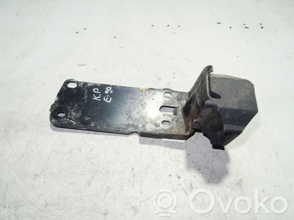 BMW 3 E90 E91 Radiator mount bracket 