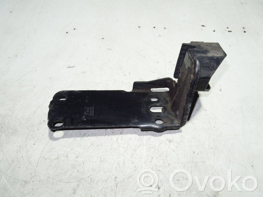 BMW 3 E90 E91 Fixation de radiateur 