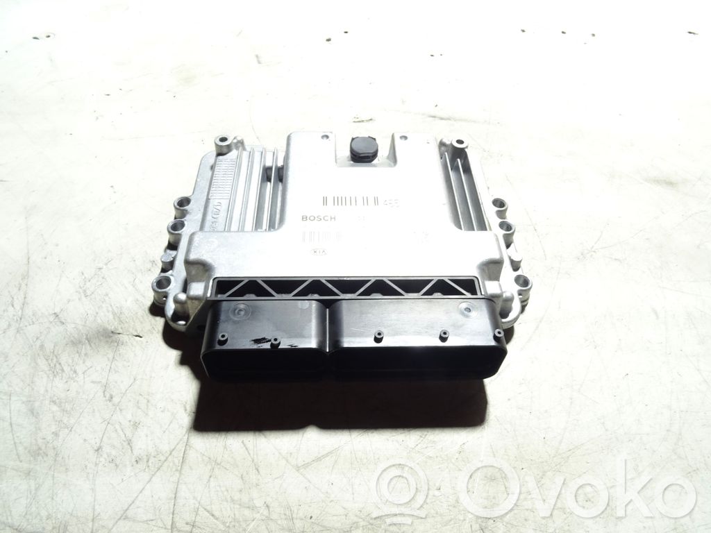 KIA Sorento Engine control unit/module 