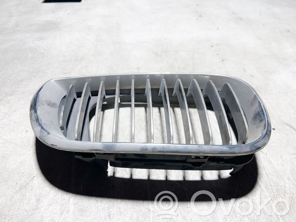 BMW 3 E46 Front grill 