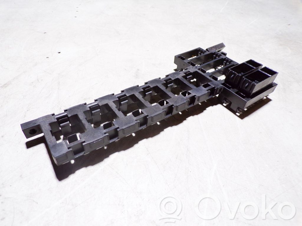 Audi 80 90 B3 Módulo de fusible 