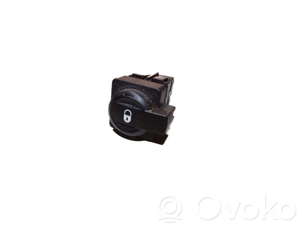 Central locking switch button