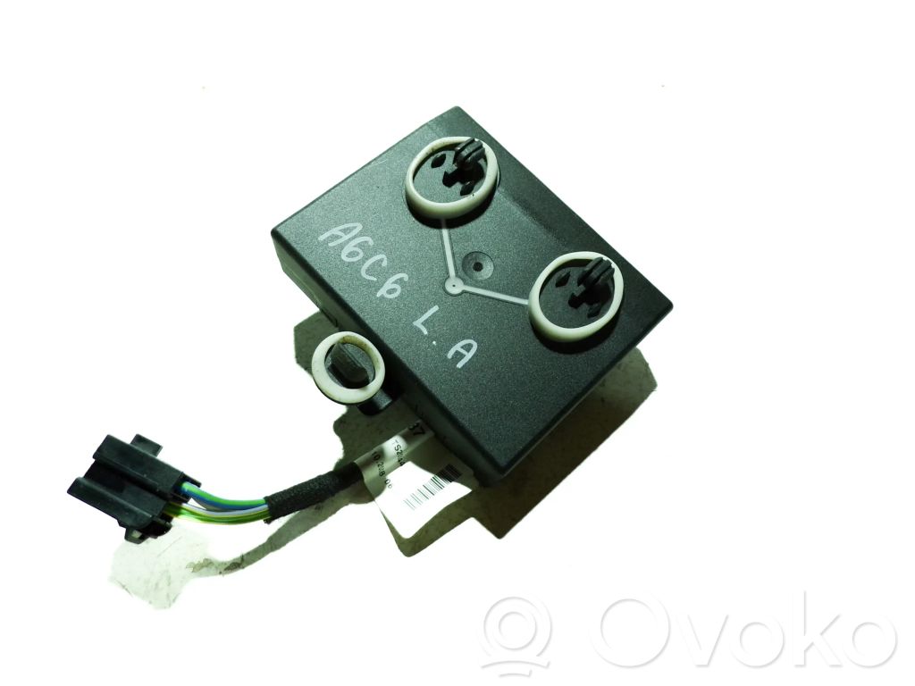 Unité de commande module de porte   4F0959795M