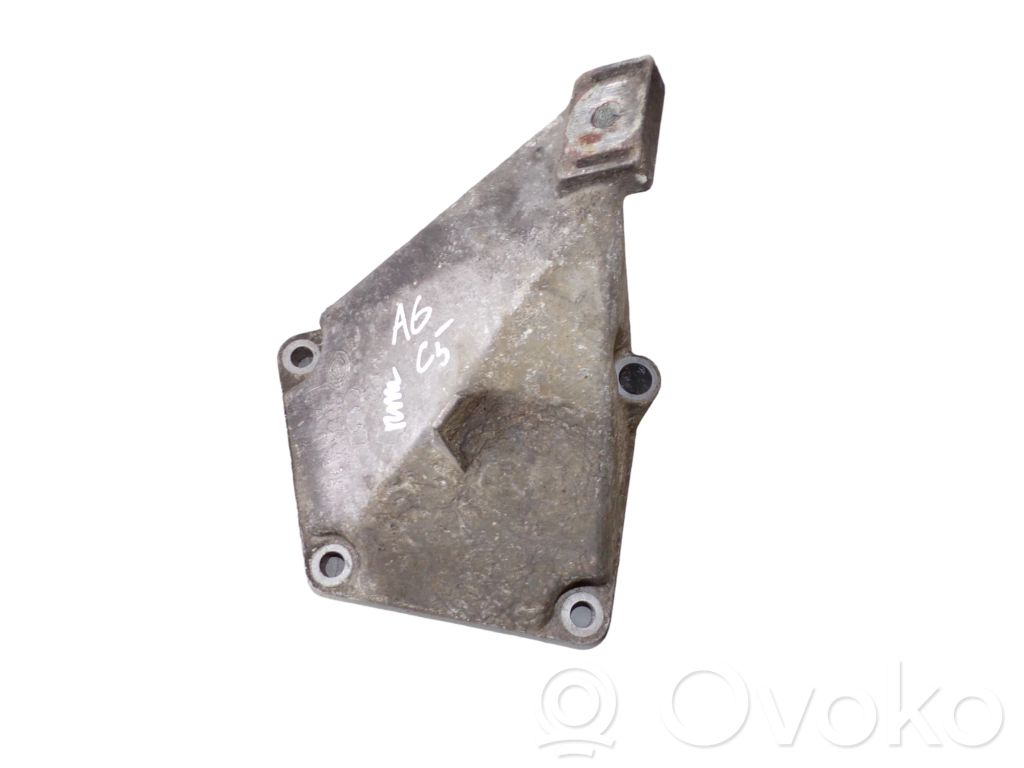 Audi A6 S6 C5 4B Engine mounting bracket 
