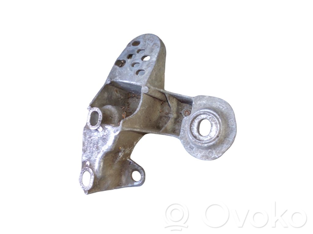 Engine mounting bracket   4B0199351A